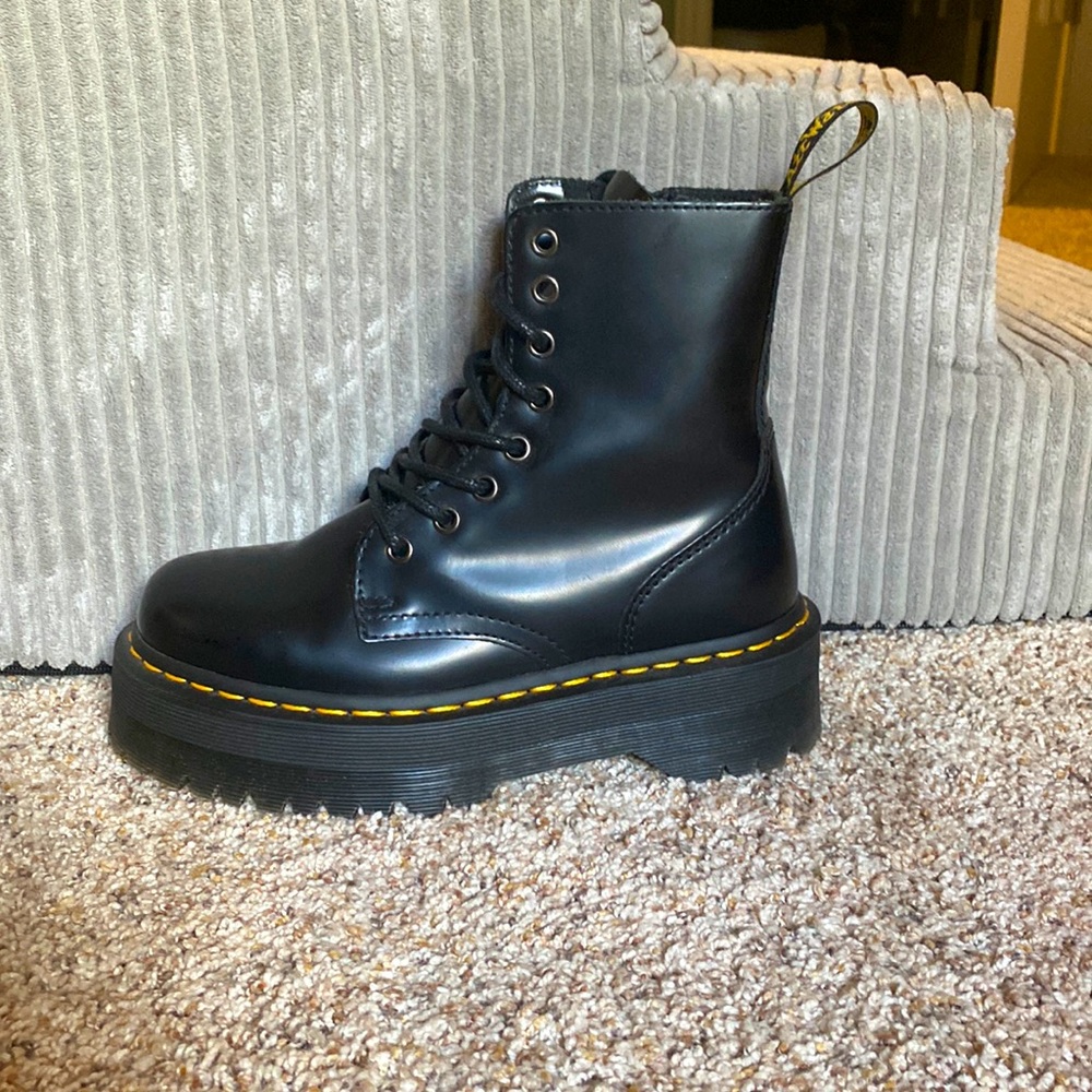 Dr. Marten, Jadon Smooth Leather Platform Boots